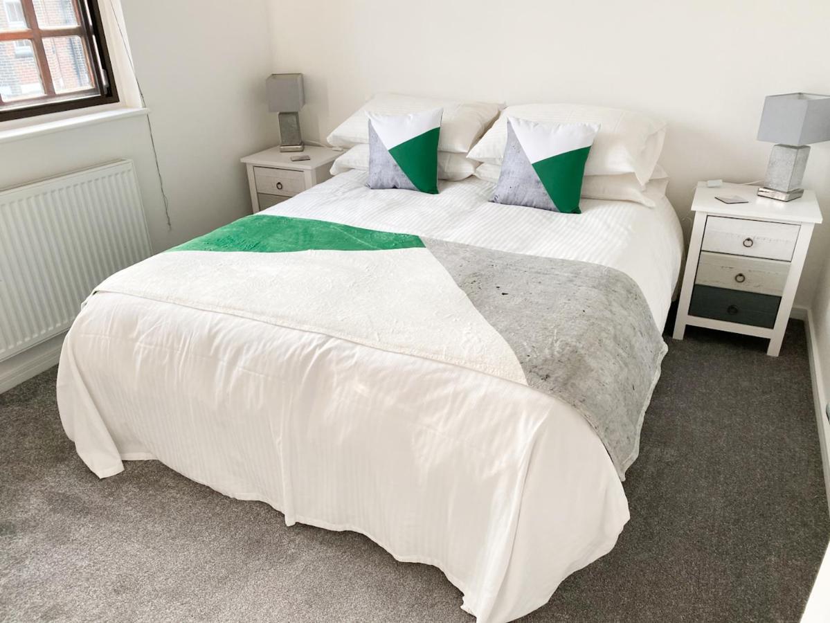 Harbourside House - Great Location - Parking - 2 En-Suites - Sleeps 5 Plus 1 Poole Luaran gambar